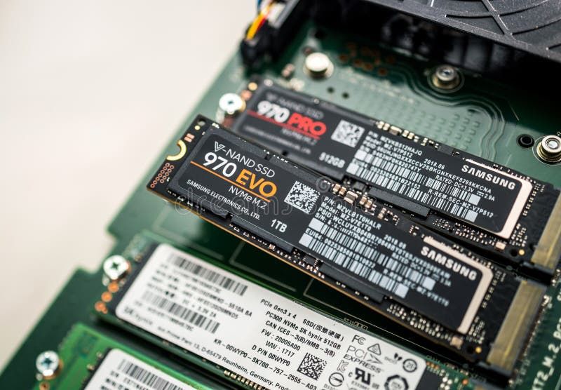 Vantageo 2240 server platform with SupremeRAID for accelerated NVMe data protection cover